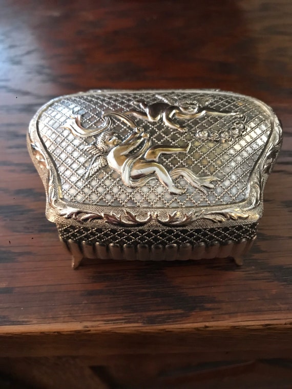 Vintage metal box victorian/1000 - Gem