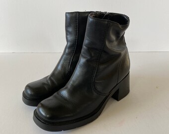90s chunky platform boots