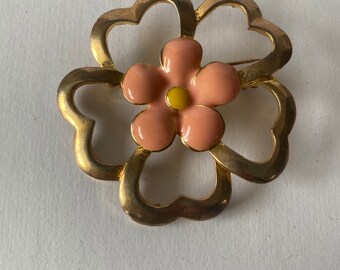 60s Floral Brooch. 1960s Gold and Pink Pin With Flower  display picture 3
