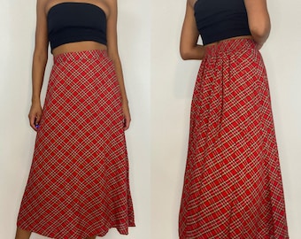 90s Red Plaid Maxi Skirt. 90's Full Length Nutcracker Skirt. Medium.