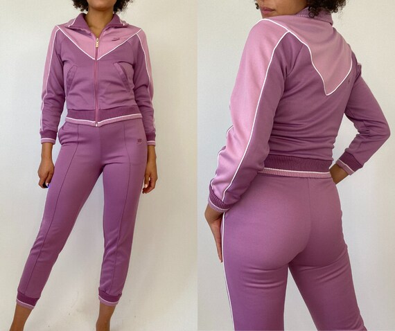 purple nike sweatsuit