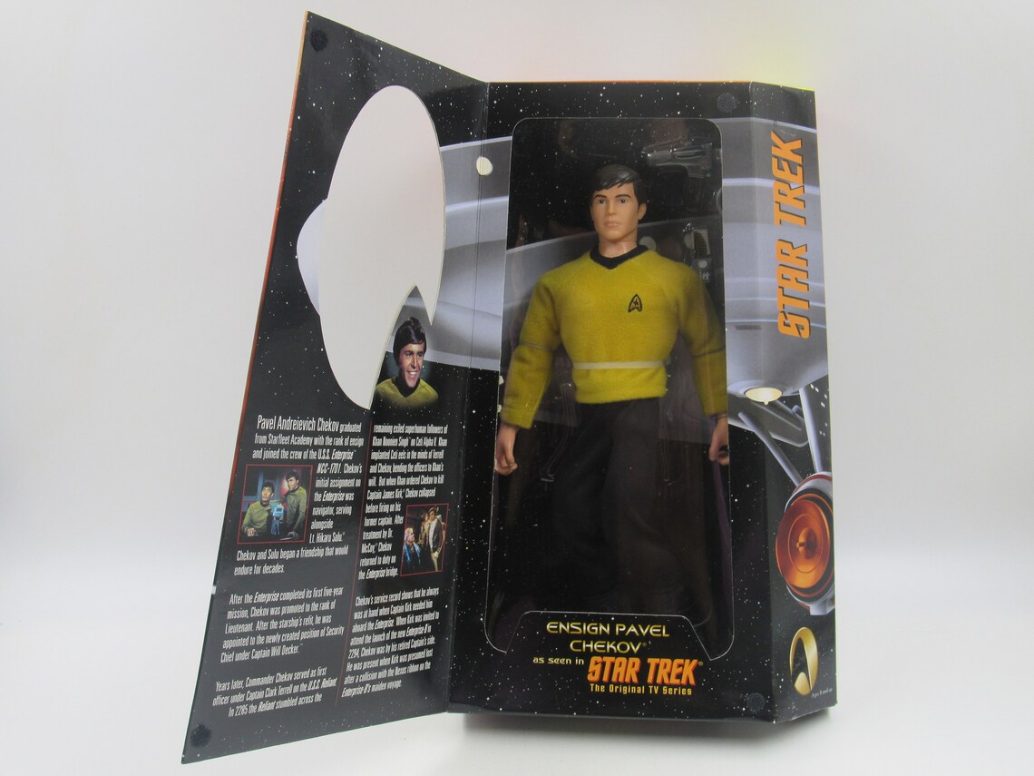 Star Trek Ensign Pavel Chekov Classic Edition 12