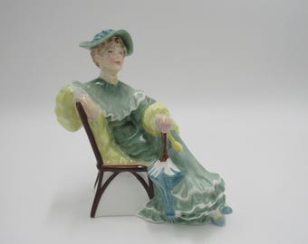 Figurine Royal Doulton Pretty Ladies – Lily HN5434 – Porcelaine Anglaise De Collection
