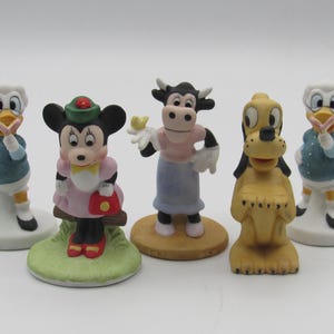 Disney Porcelain Ceramic Figurine Lot of 5 - Grandma Duck, Clarabelle, Pluto