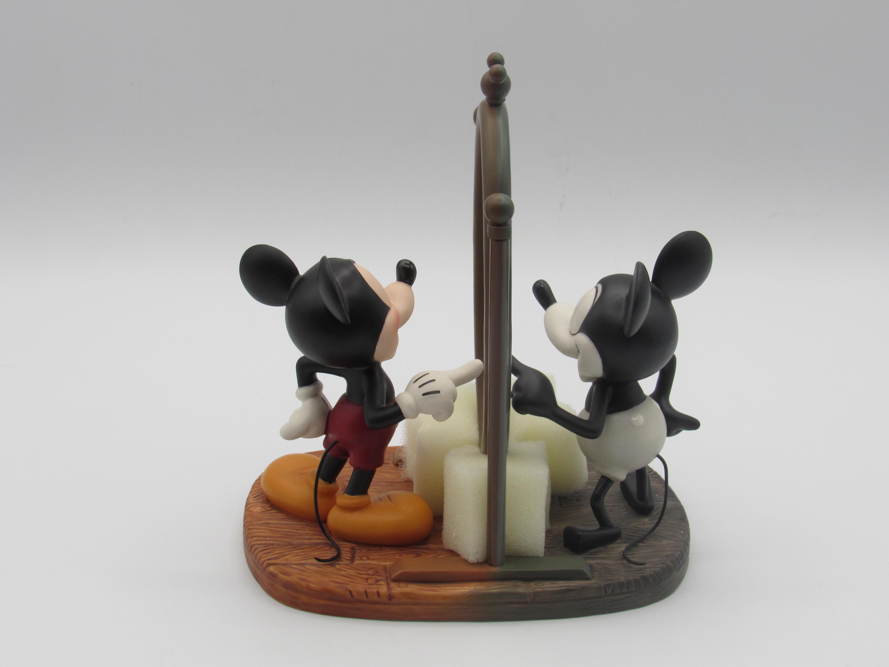 クラッシックウォルトディズニー Mickey Then and Now WDCC 