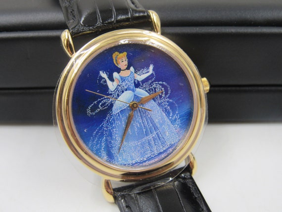 Disney Artist Watch "Cinderella's Royal 50th Anni… - image 2