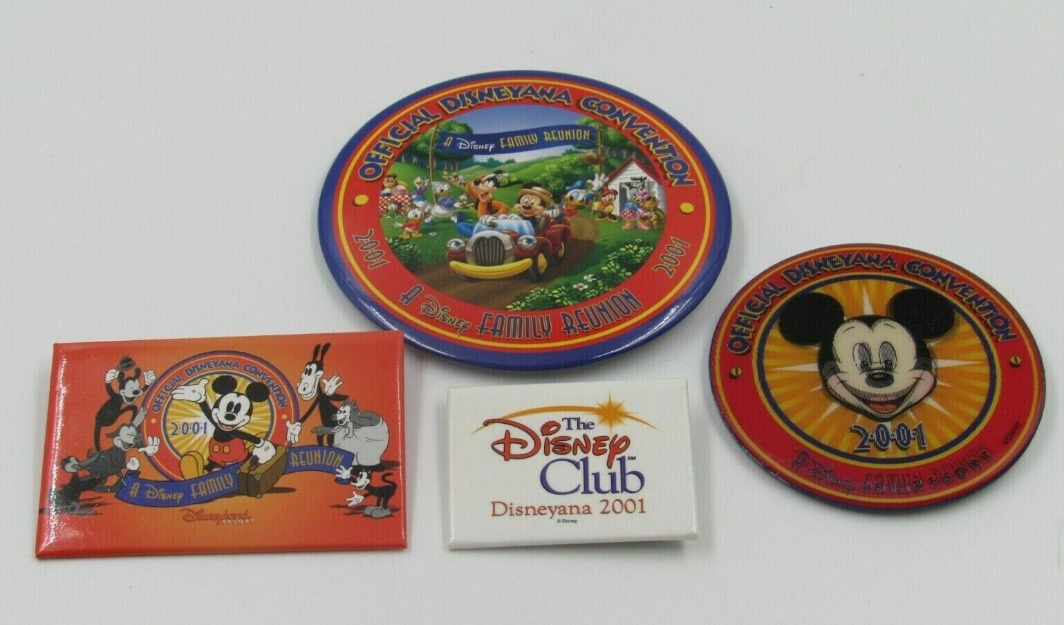 Disneyana Convention Family Reunion 2001 Pinback Button Lot of 4 