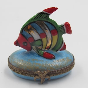 Limoges Tropical Fish Peint Main CP France Trinket Box