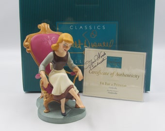 WDCCクラシックス ブルーノ シンデレラのハウンド犬のフィギュア