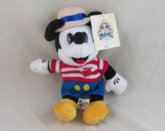 Disney Mickey Mouse Bean Bag Plush 2000 Disneyana Convention Public Day