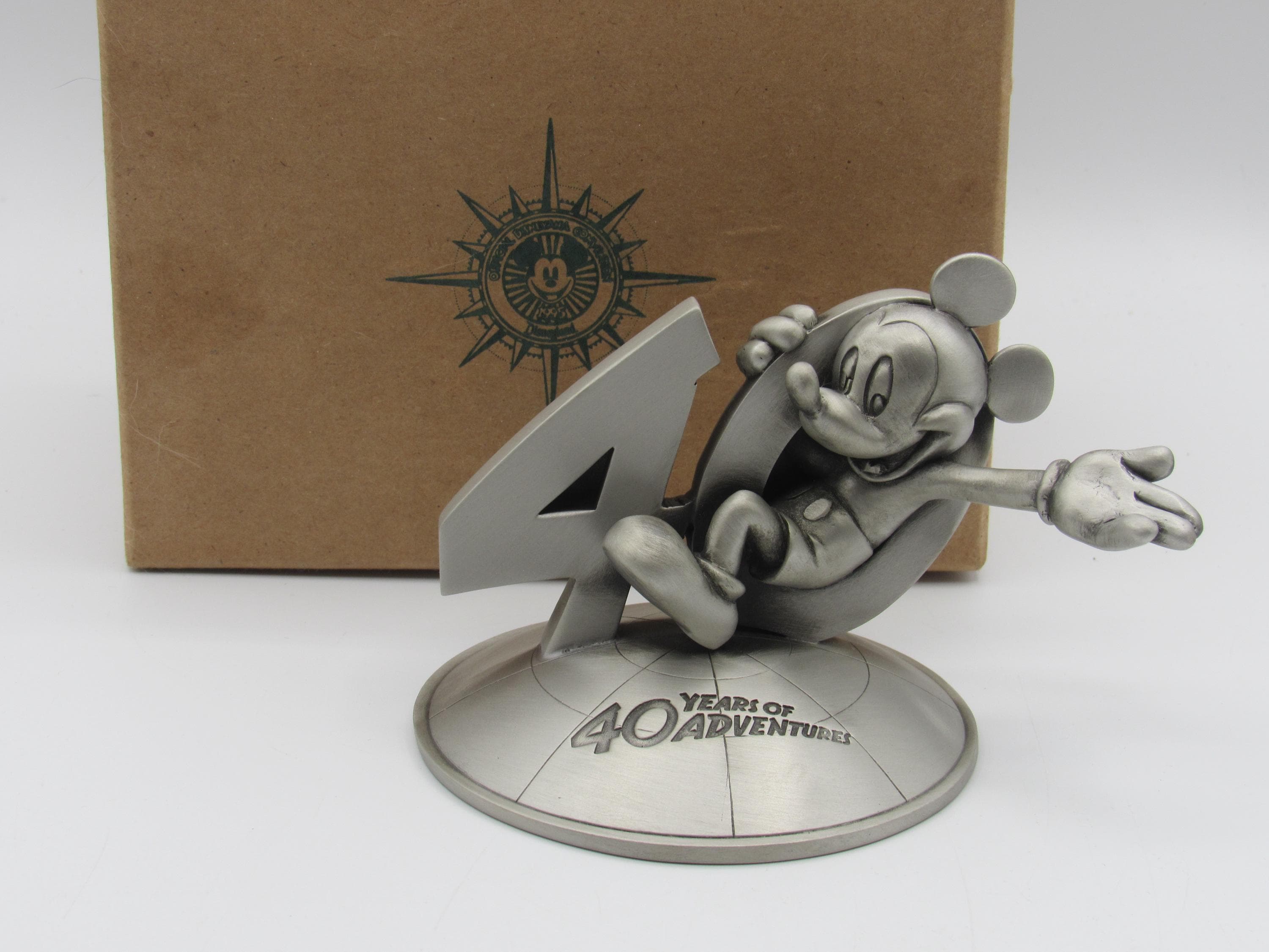 Gold mickey mouse statue - Etsy 日本