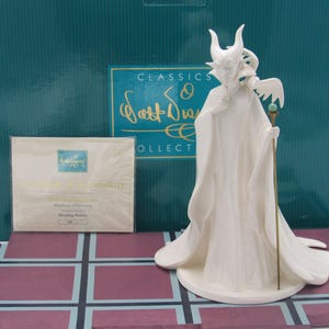 WDCC "Evil Enchantress" Maleficent from Sleeping Beauty Box COA Whiteware - READ