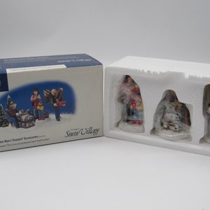 Dept 56 Original Snow Village Accessory &quot;Another Man&#39;s Treasure&quot; Set of 3 New