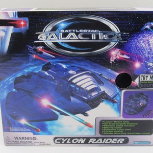 Battlestar Galactica Cylon Raider Vehicle Ship New in Box