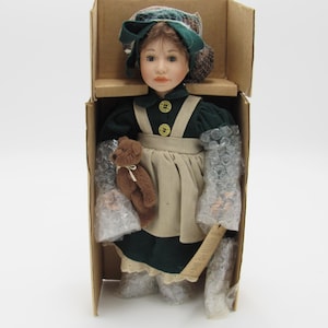 Yesterdays&#39; Child Laura #4801 Porcelain Doll with Bear Boyds Collection