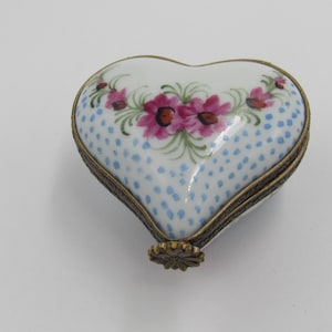 Limoges France Peint Mein Hand Painted Heart Shaped Trinket Box