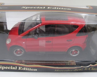 Maisto 1:18 Mercedes Benz A Class Coulthard in Box