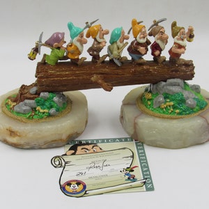 Disney Ron Lee &quot;Heigh-Ho&quot; Seven Dwarfs Limited Edition Figurine with COA - RARE