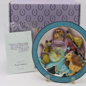 Disney Lady and the Tramp &quot;We Are Siamese&quot; Collectible 3D Limited Plate