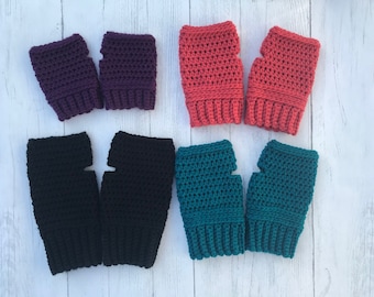 Fingerless Gloves Crochet Pattern, easy and quick, wrist warmers, toddler, child, woman, man sizes. Handmade gift idea. PDF