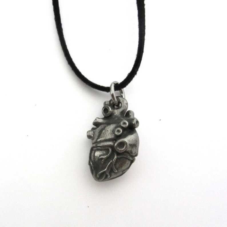 Human Heart Anatomy Necklace - Cardiology Pendant, Anatomical Jewelry image 3
