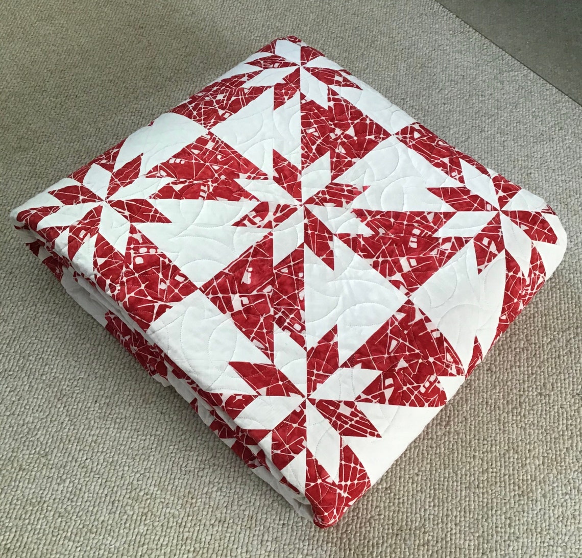 Queen Quilt Red & White Batik Red Calder Etsy