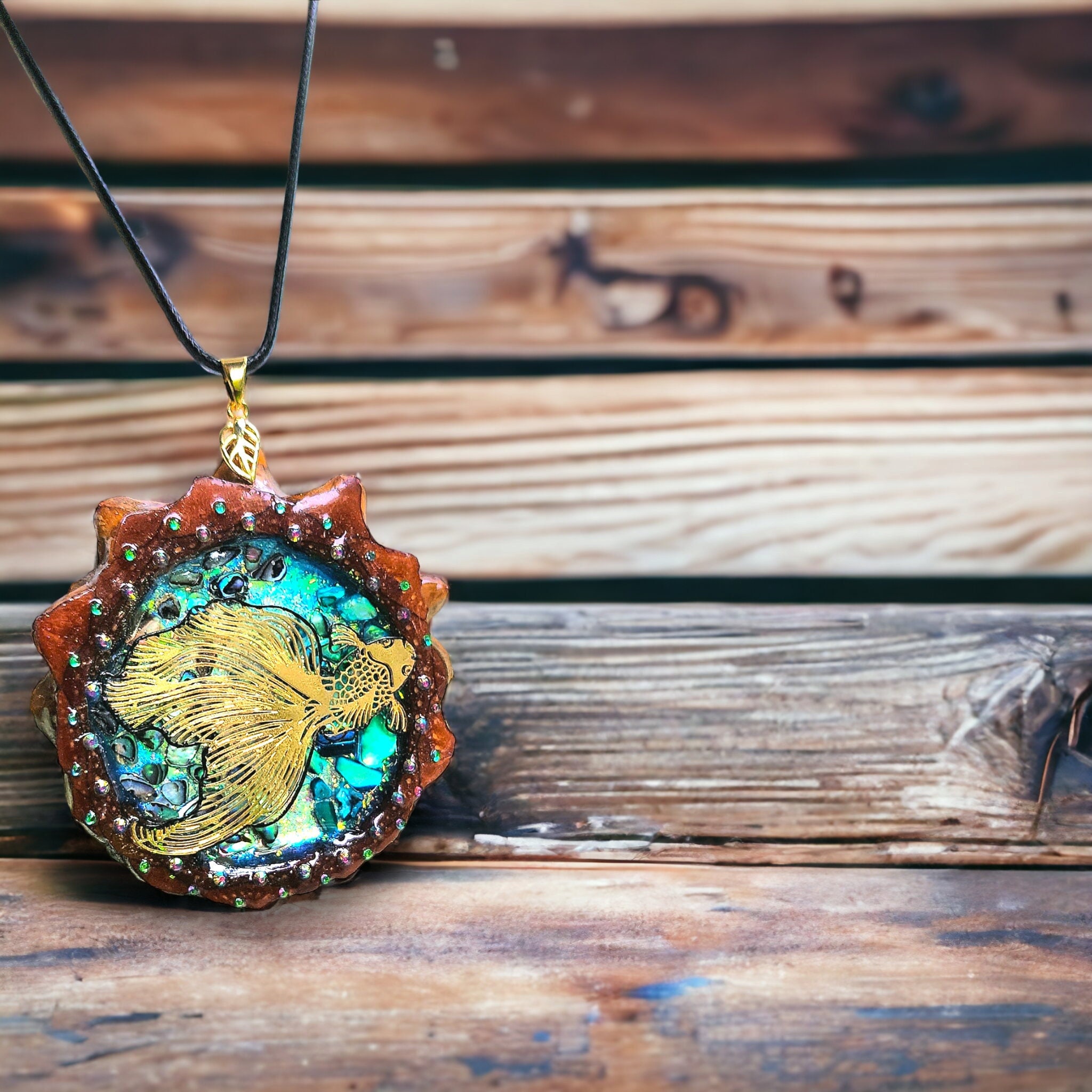 Third eye pinecone necklace hotsell diy