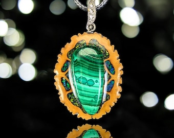 Malachite & Walnut Necklace: Crushed Opal Chameleon Pendant