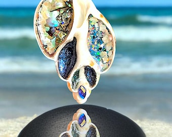 Abalone & Crushed Opal Real Shell Pendant * Mother of Pearl Resin Shell Necklace