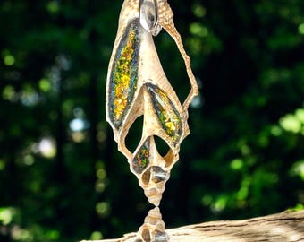 Chameleon Flakes Seashell Pendant * Color Shifting Resin Shell Necklace