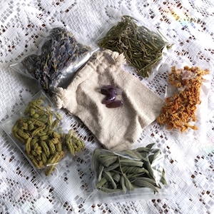 Green Witch Kit for Herb , Garden , Hedge , or Eclectic Witch , Sleep Spells Love Spells Calm Anxiety Spells Protection Spells Spell Pouch