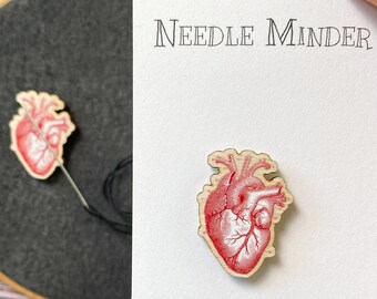 Anatomical Heart Wooden Needle Minder, Medical Student Gift, Magnetic Needle Minder, Dark Academia, Cardiologist