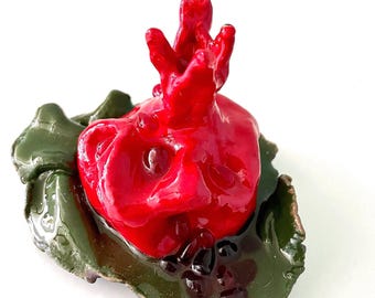Handmade Ceramic Pomegranate Sculpture • Yalda Night Décor • Persian Red Pomegranate on Leaf Plate •انار دست ساز شب چله