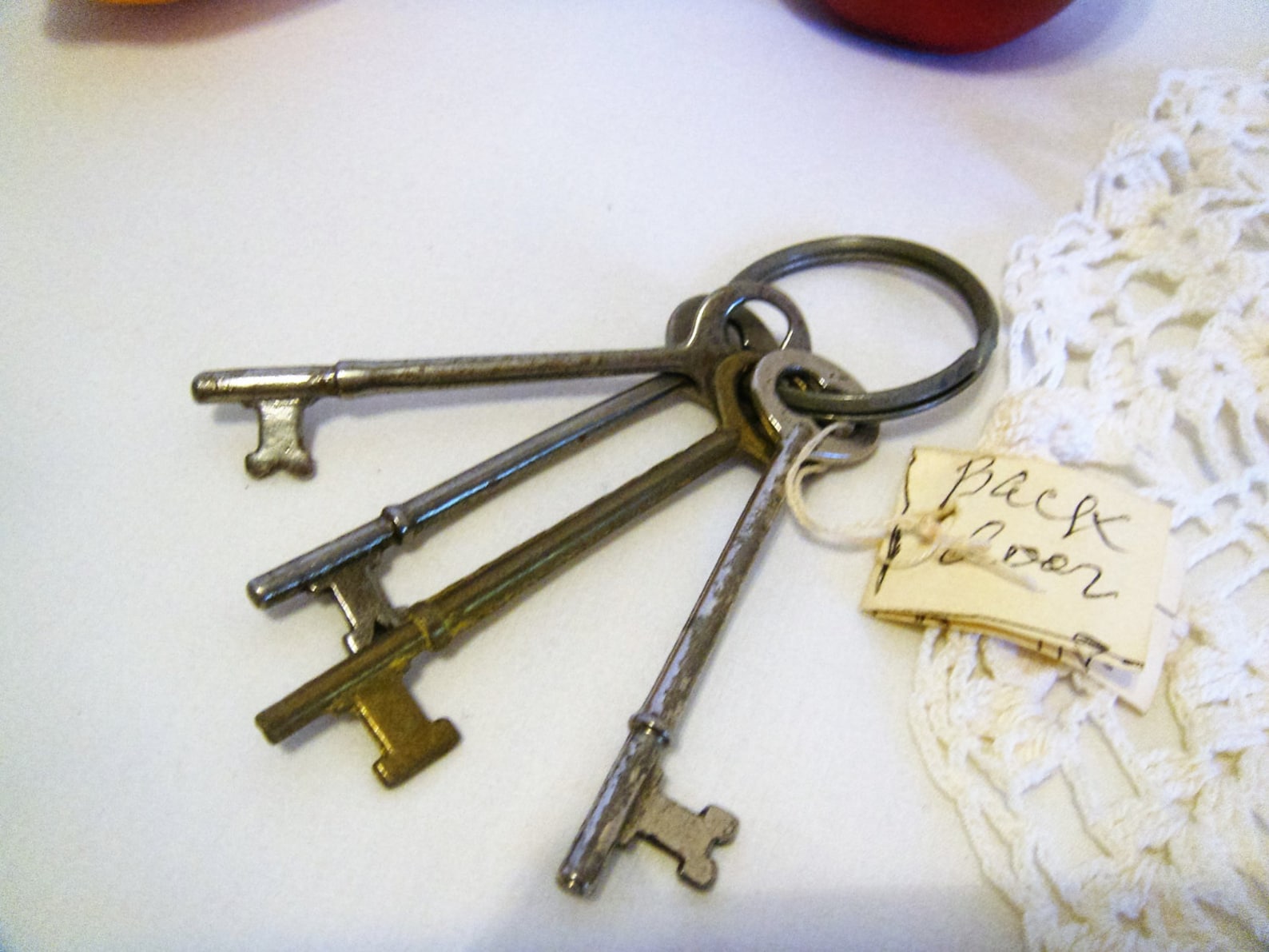 Vintage Skeleton Keys, Key to Her Heart, Old Skeleton Keys, Collectible