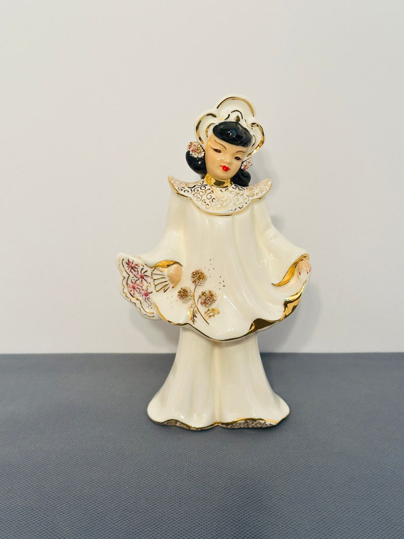 Porcelain Asian Lady by Florence Ceramics Pasadena California White
