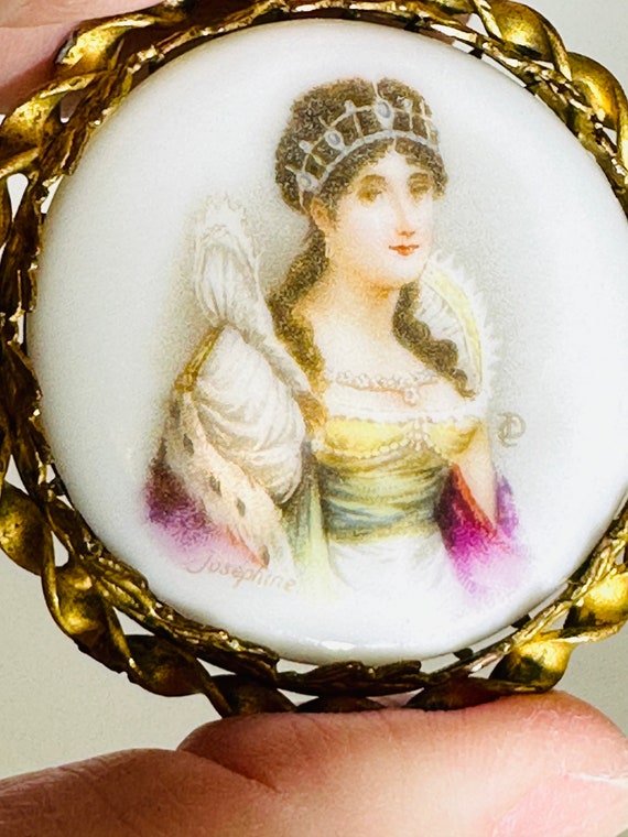 Porcelain Hand Painted 1940's Empress Josephine B… - image 8