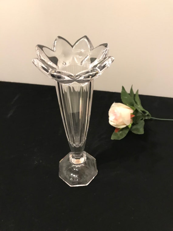 Outline Dimensions 2.4 x 4.8 Donoucls Mini Flower/Bud Crystal Vase Decorative Vases for Home or Wedding Outline Dimensions 2.4 x 4.8 Donoucls Mini Flower/Bud Crystal Vase Decorative Vases for Home or Wedding
