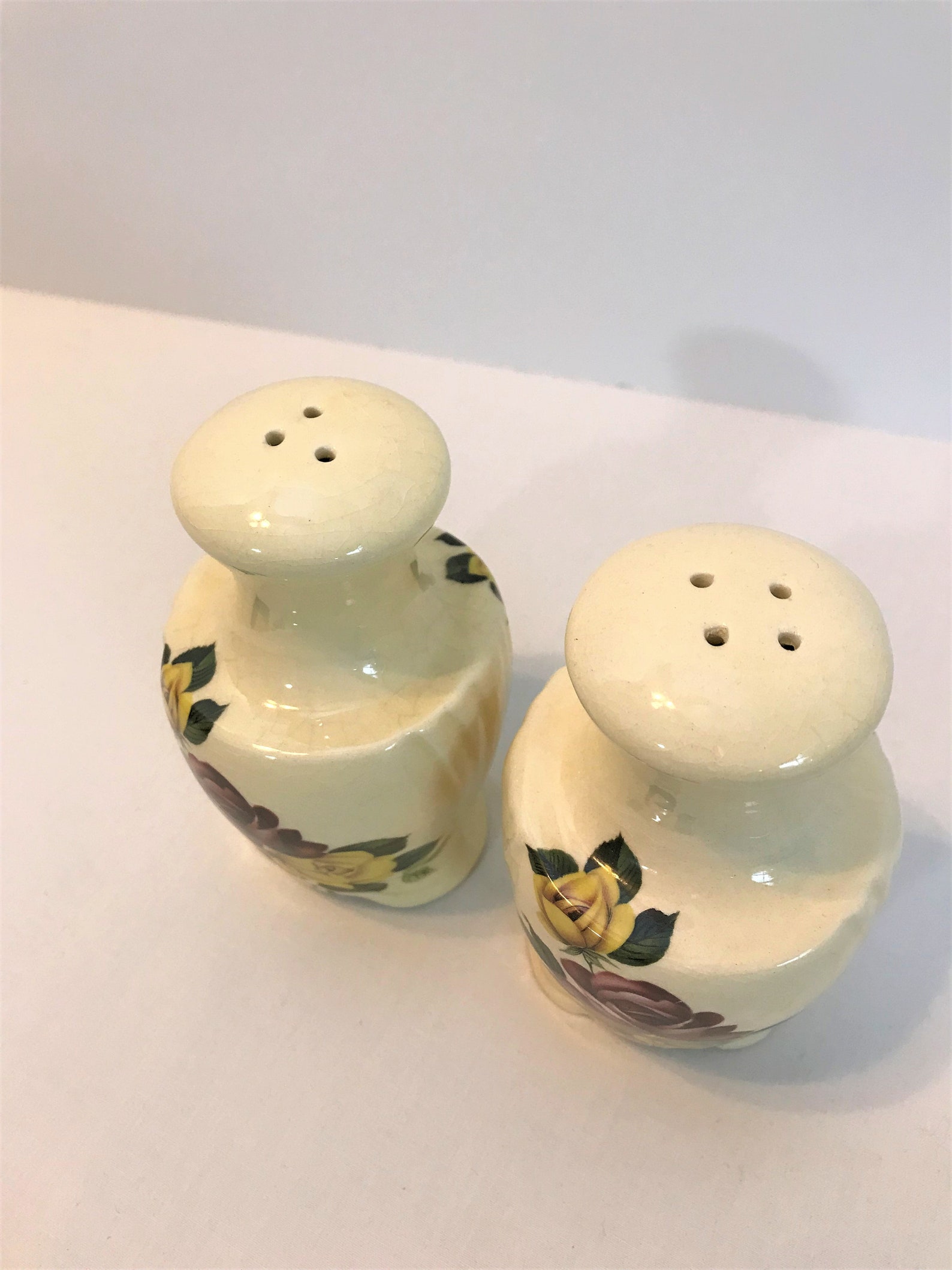 Ceramic Salt and Pepper Shakers Rustic Floral Kitchen Salt Etsy Ceramic Salt and Pepper Shakers Rustic Floral Kitchen Salt Etsy