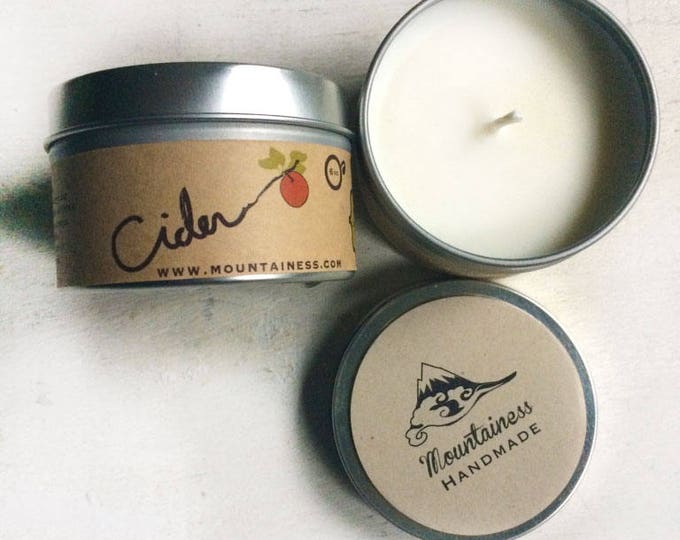 apple cider candle / clean burning soy travel tin candle / made in maine / dye free / cozy sweet scent / skin safe food grade