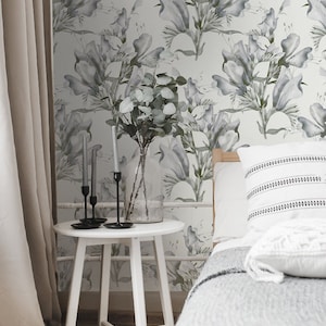 Plant Nature Wildflower Black AB42443so Modern Floral White and Gray Contemporary Botanical Toile Wallpaper Sold By The Yard