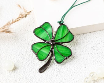 Four leaf Clover Green Necklace Stained Glass Сoulomb Decoration Pendant Four leaf clover Gift for Woman Minimalist Jewellery