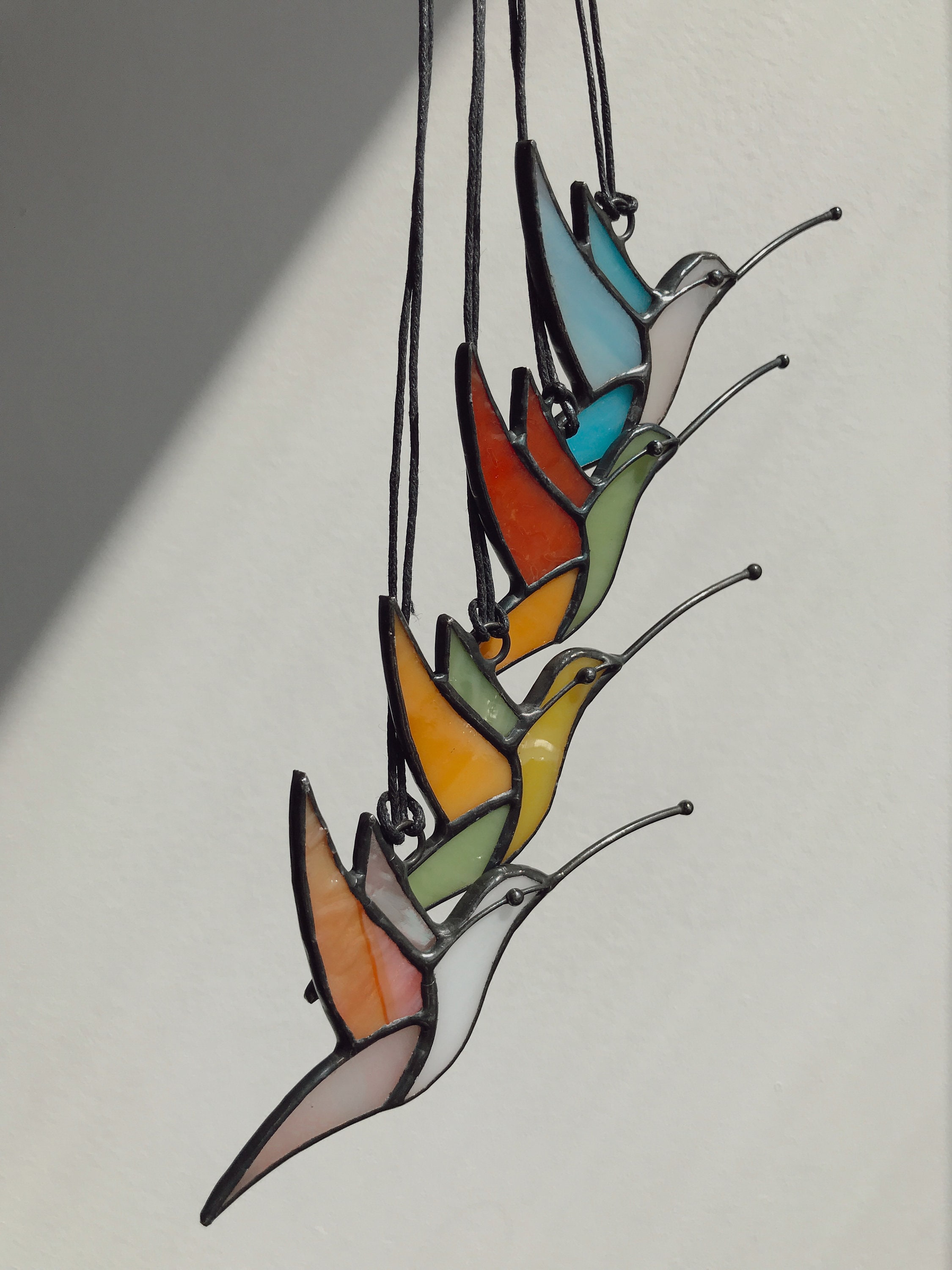 Hummingbird Stained Glass Pendant Pink Blue Bird Сoulomb Decoration Gift for Woman Jewellery Tiffany Technique Necklace