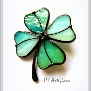 Four-leaf clover Stained Glass Brooch for Woman Green Broach Pin Vintage Ukraine Jewelry Nature Ornament Flora Plant