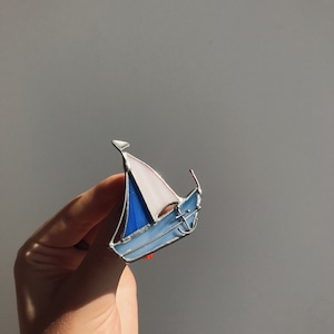 Stained glass Ship Brooch Broach Pin Gift for Woman Girl Her Decoration Bronze Jewelry Tiffany technique