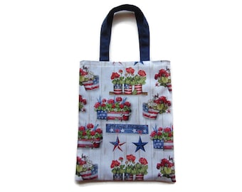 Patriotic Flower Gift Bag, Floral Mothers Day Gift, Flower Favor Bag, Goodie Bag