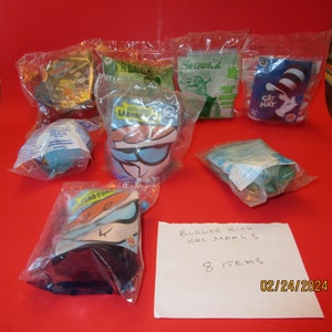 Burger King Restaurant Kids Meals Toys - (8)   Unopened - circa 2000&#39;s