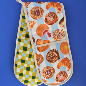 Bakery & Sweet Treats Organic Cotton Oven Gloves