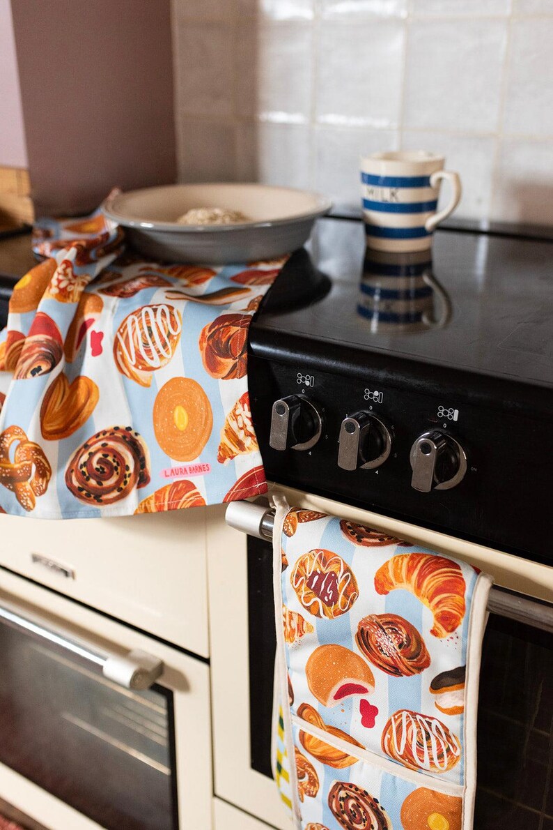 Bakery & Sweet Treats Organic Cotton Oven Gloves