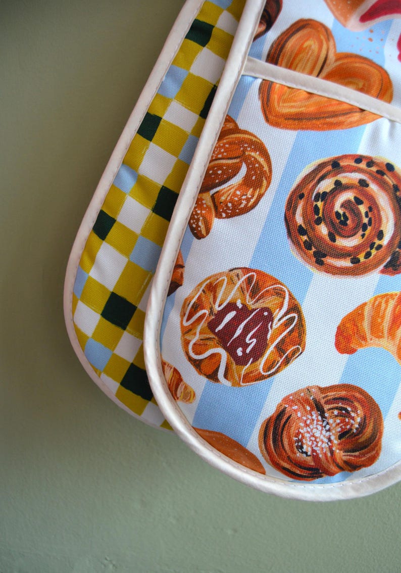 Bakery & Sweet Treats Organic Cotton Oven Gloves