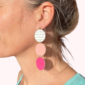 Orecchini pendenti rosa fucsia - Gioielli di carta originali - Orecchini lunghi colorati - Divertenti e unici
